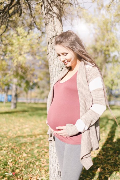 Regina Maternity Photographer - Regina Photographer - Miale Photography