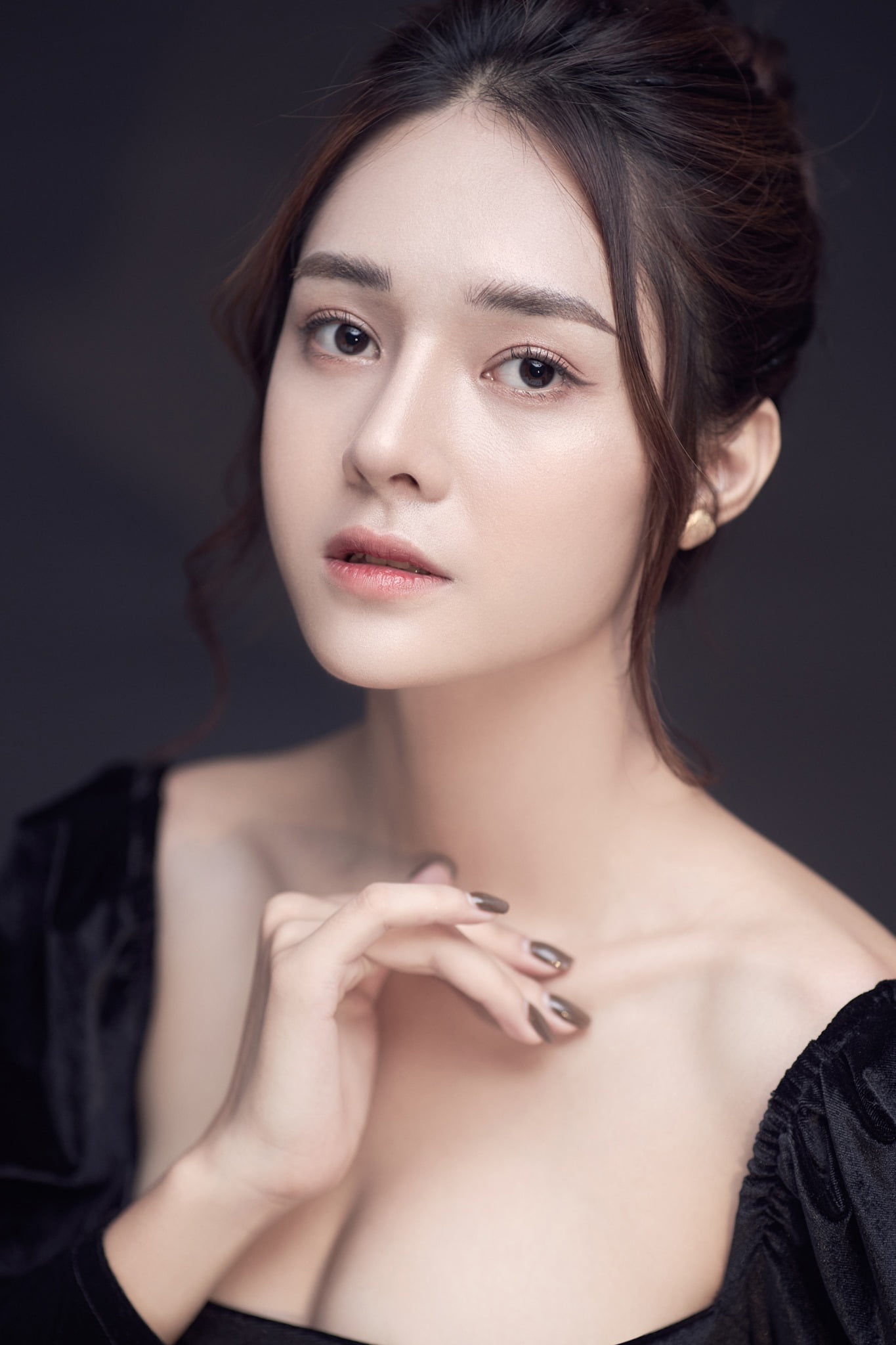 Hoang My - Regina Photographer - Miale Photography