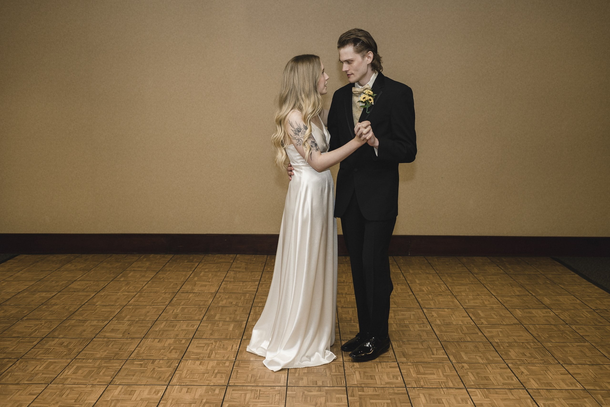Wedding Sean & Lydia - Regina Photographer - Miale Photography Wedding Sean & Lydia - Regina Photographer - Miale Photography