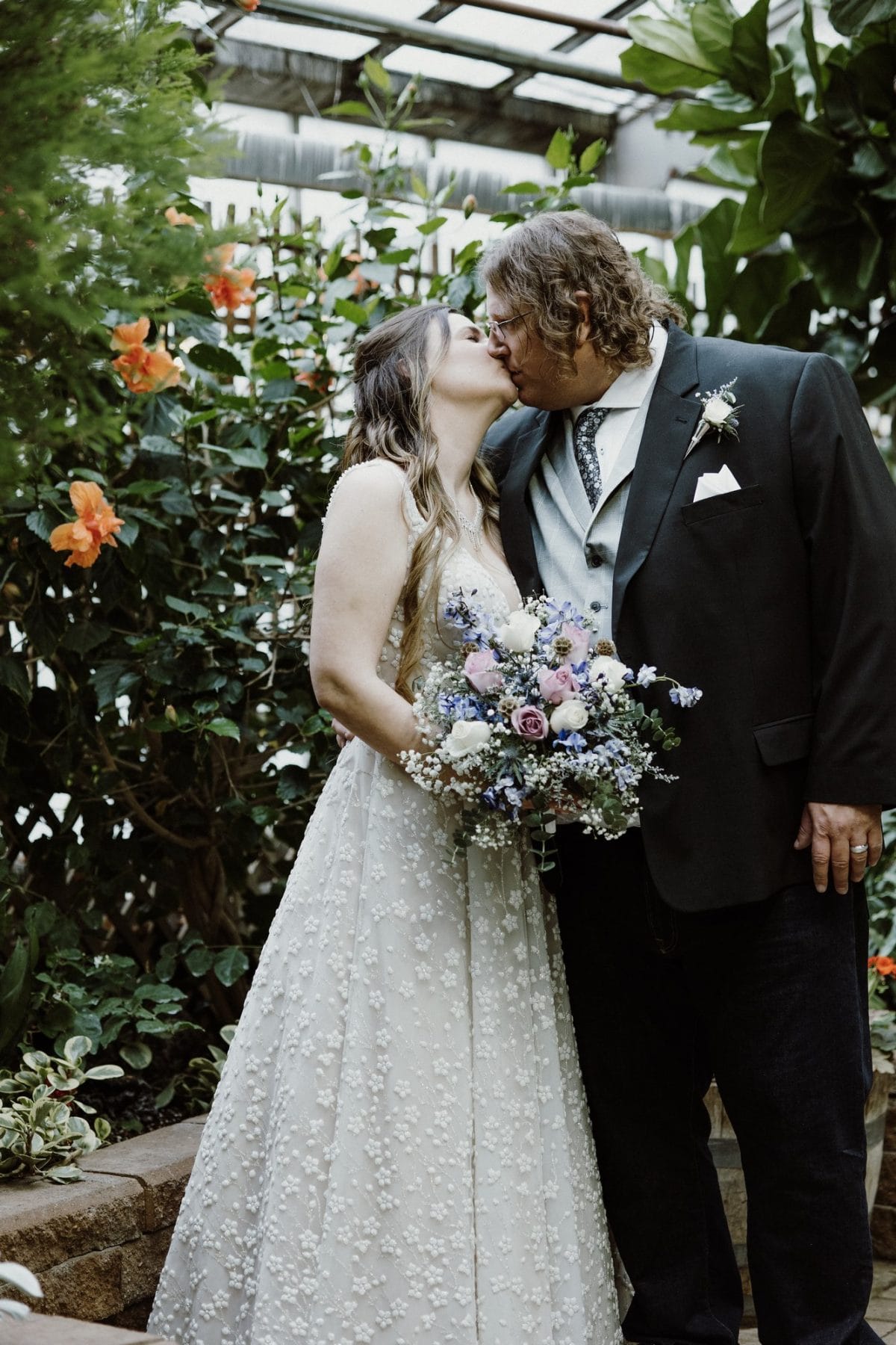 Dustin & Nicole's Wedding Day - Regina Photographer - Miale Photography Dustin & Nicole's Wedding Day - Regina Photographer - Miale Photography