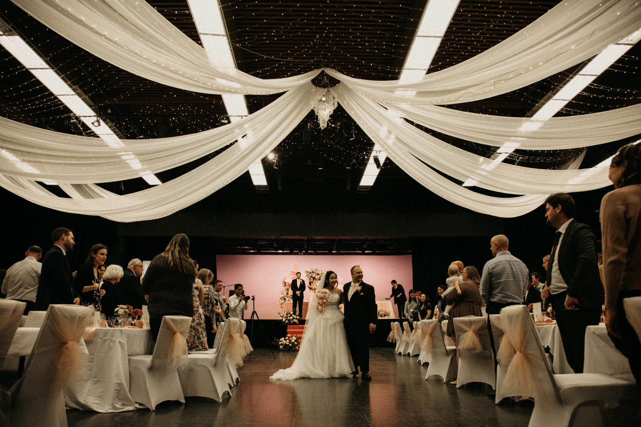 Ryan & Nguyen's Wedding Day - Regina Photographer - Miale Photography Ryan & Nguyen's Wedding Day - Regina Photographer - Miale Photography