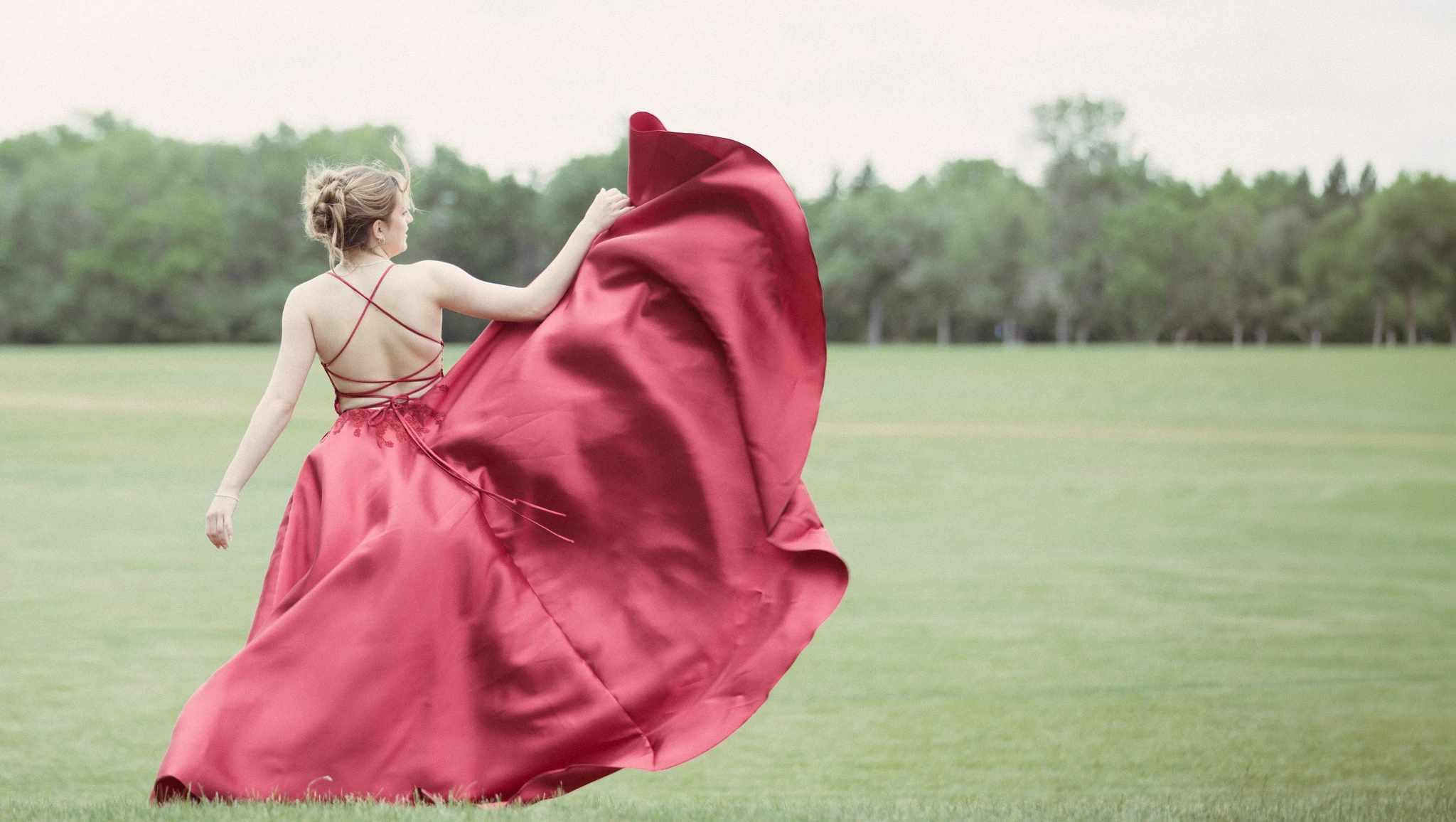 Kalynda's Graduation - Regina Photographer - Miale Photography